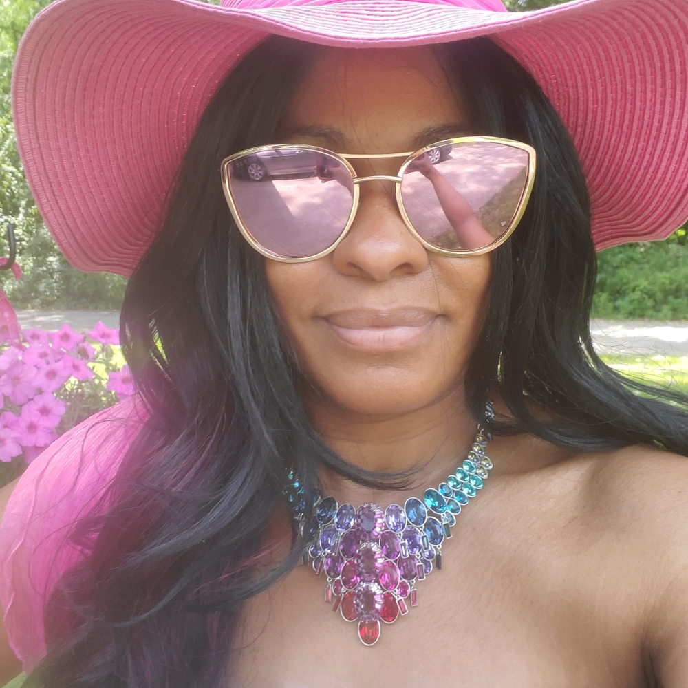 💎Modeling my most recent Posh Treasure!💎